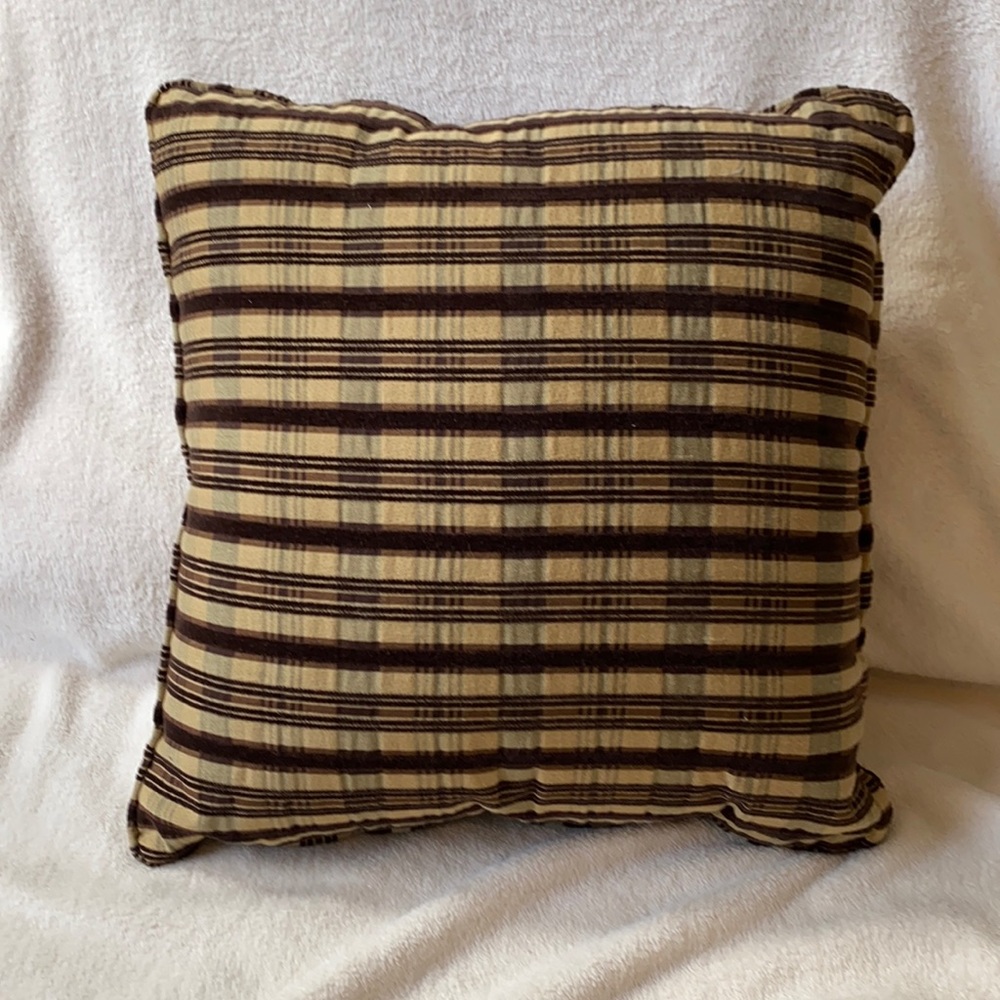 Accent pillow covers